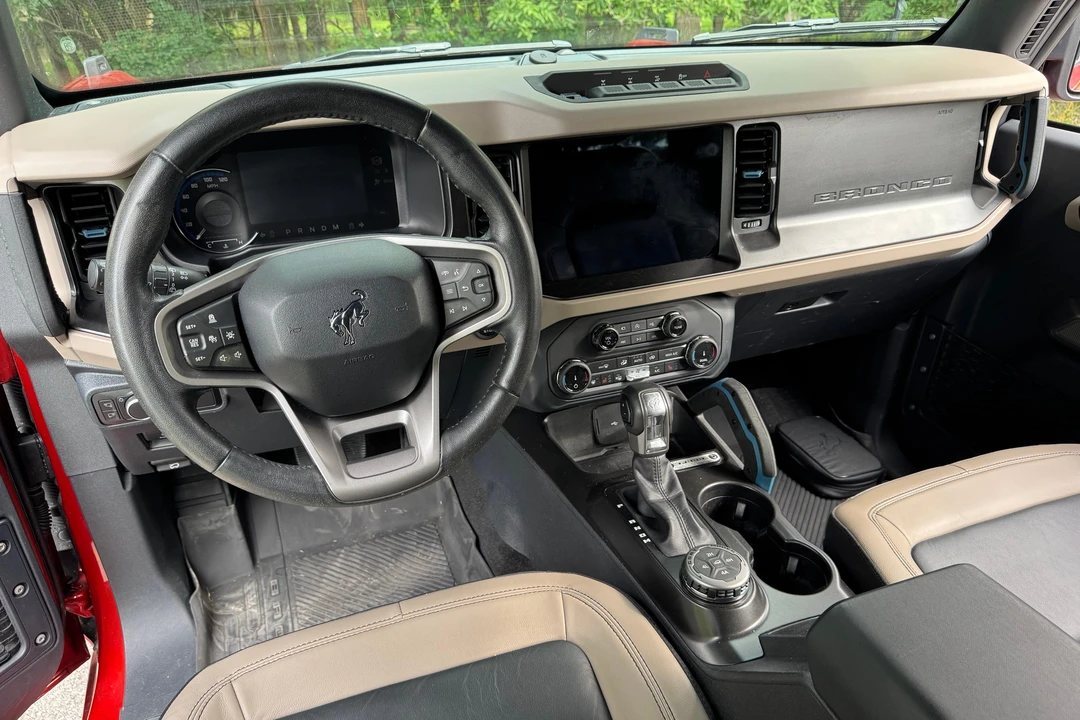 2022 Ford Bronco 6th Gen - Image 20 of 31