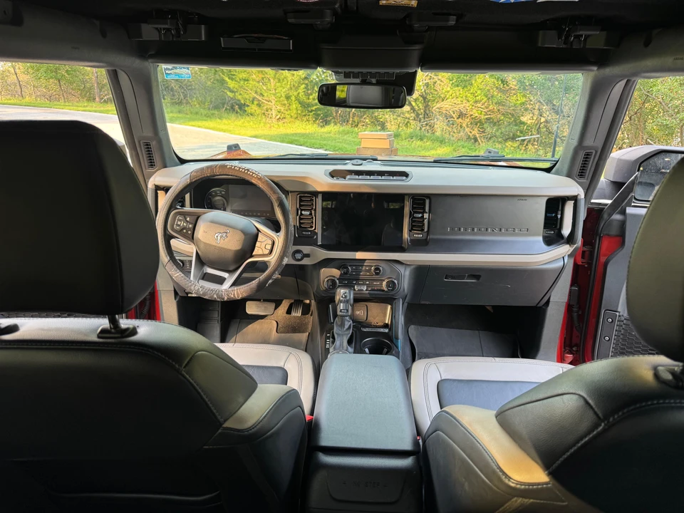 2022 Ford Bronco 6th Gen - Image 30 of 31