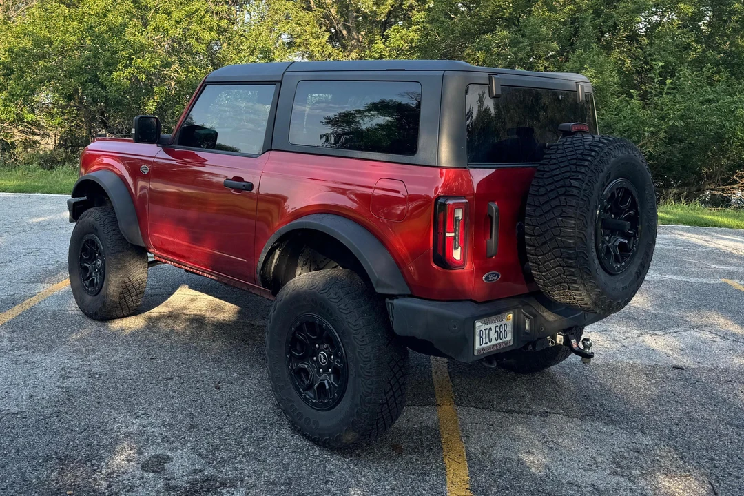 2022 Ford Bronco 6th Gen - Image 4 of 31