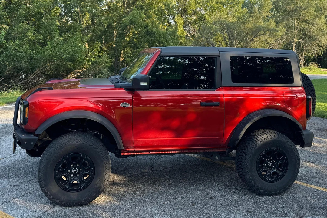 2022 Ford Bronco 6th Gen - Image 3 of 31