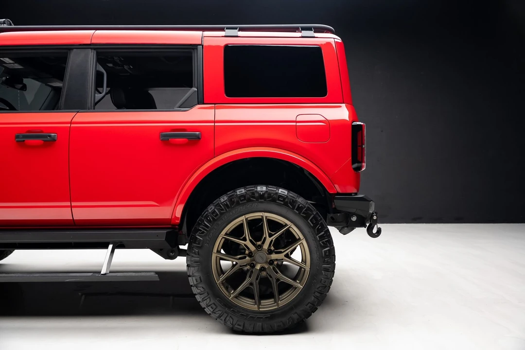 2022 Ford Bronco 6th Gen - Image 23 of 31