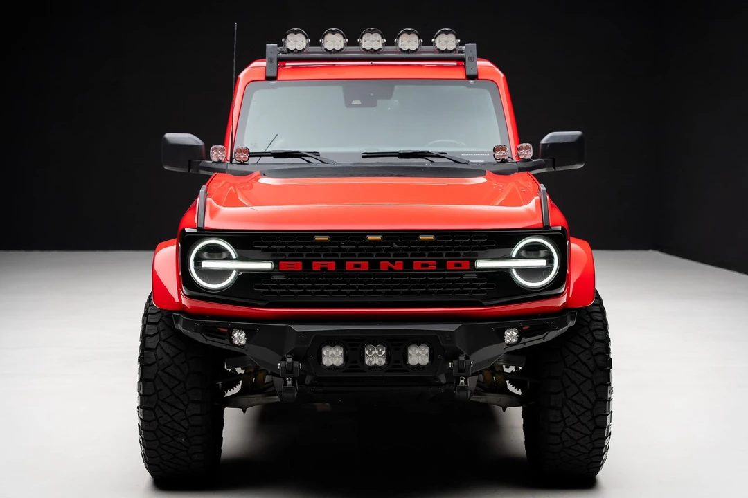 2022 Ford Bronco 6th Gen - Image 6 of 31