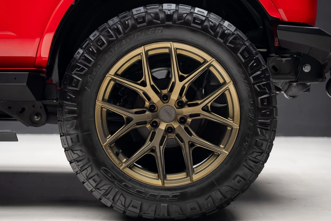 2022 Ford Bronco 6th Gen - Image 24 of 31