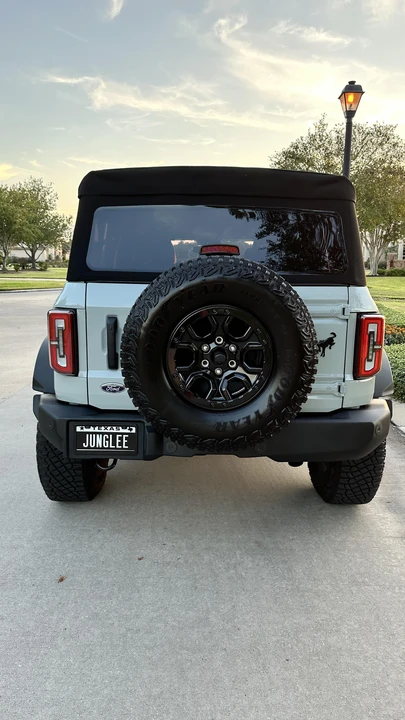 2022 Ford Bronco 6th Gen - Image 29 of 31