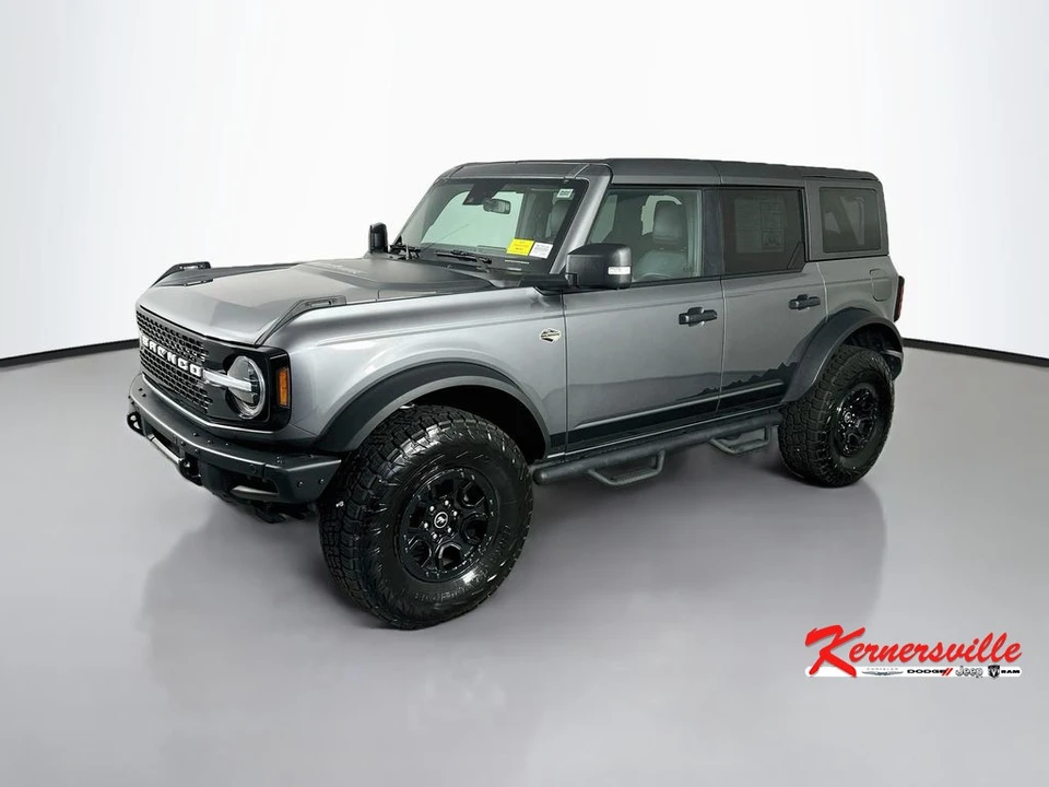 2022 Ford Bronco 6th Gen - Image 3 of 24