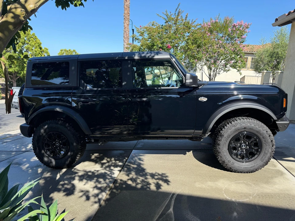 2022 Ford Bronco 6th Gen - Image 11 of 31