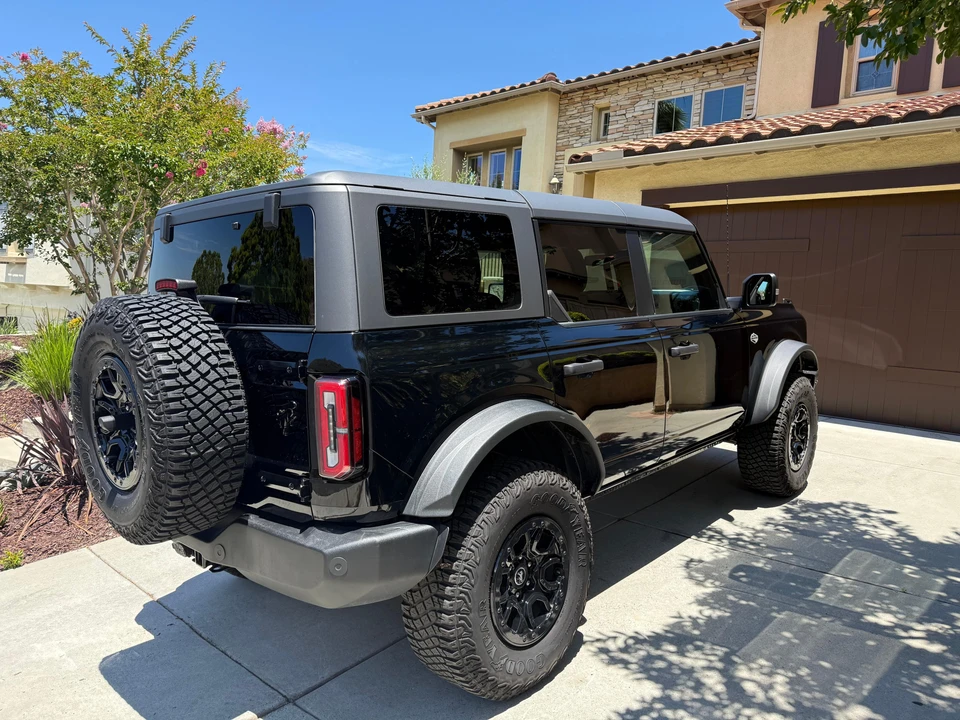 2022 Ford Bronco 6th Gen - Image 10 of 31