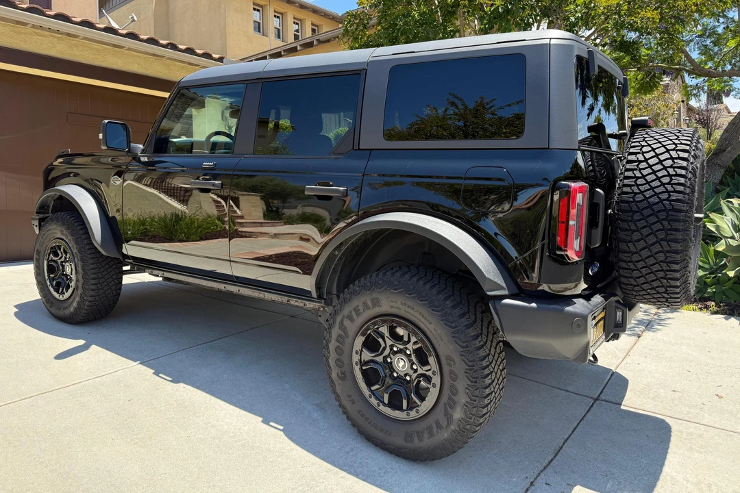 2022 Ford Bronco 6th Gen - Image 4 of 31