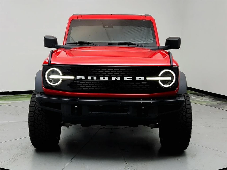 2022 Ford Bronco 6th Gen - Image 2 of 12