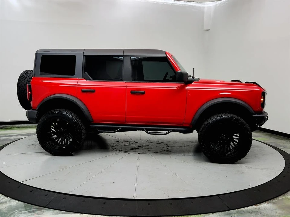 2022 Ford Bronco 6th Gen - Image 4 of 12