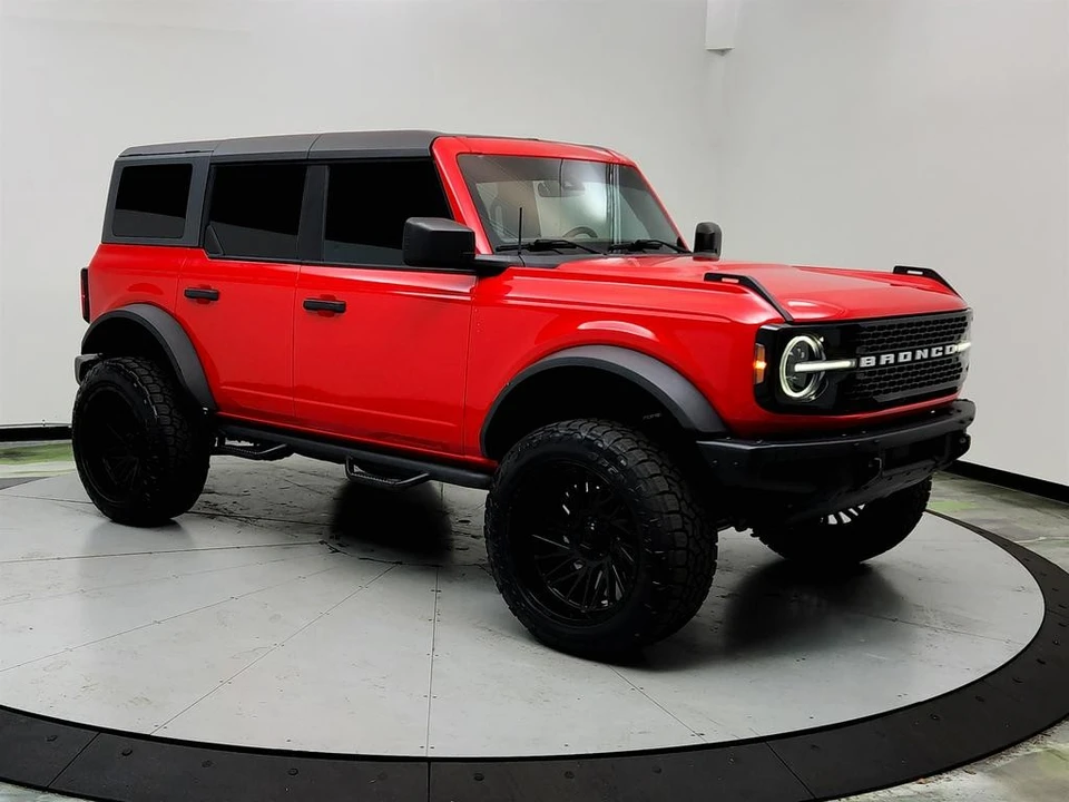 2022 Ford Bronco 6th Gen - Image 3 of 12