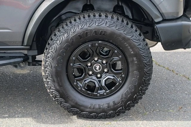 2022 Ford Bronco 6th Gen - Image 10 of 21