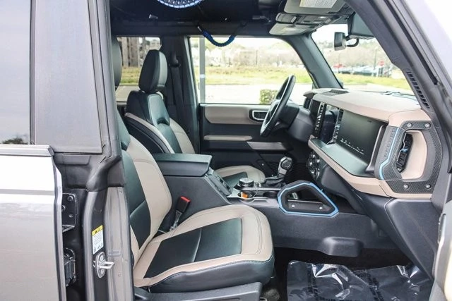 2022 Ford Bronco 6th Gen - Image 16 of 21