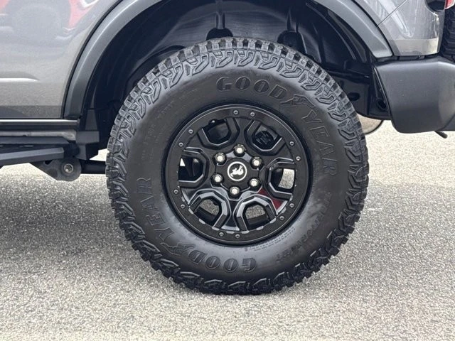 2022 Ford Bronco 6th Gen - Image 14 of 30