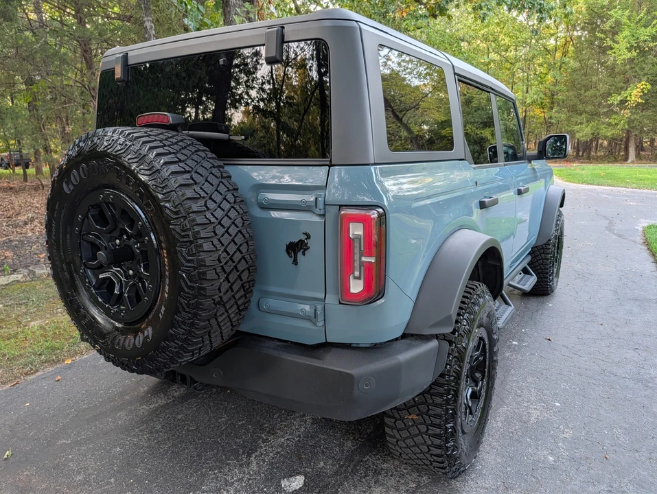 2022 Ford Bronco 6th Gen - Image 6 of 21