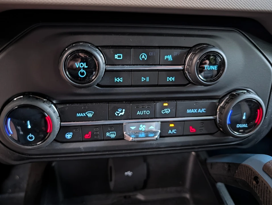 2022 Ford Bronco 6th Gen - Image 21 of 21