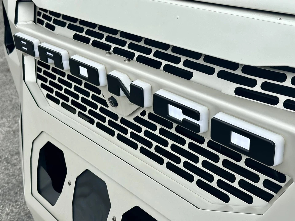 2022 Ford Bronco 6th Gen - Image 11 of 21