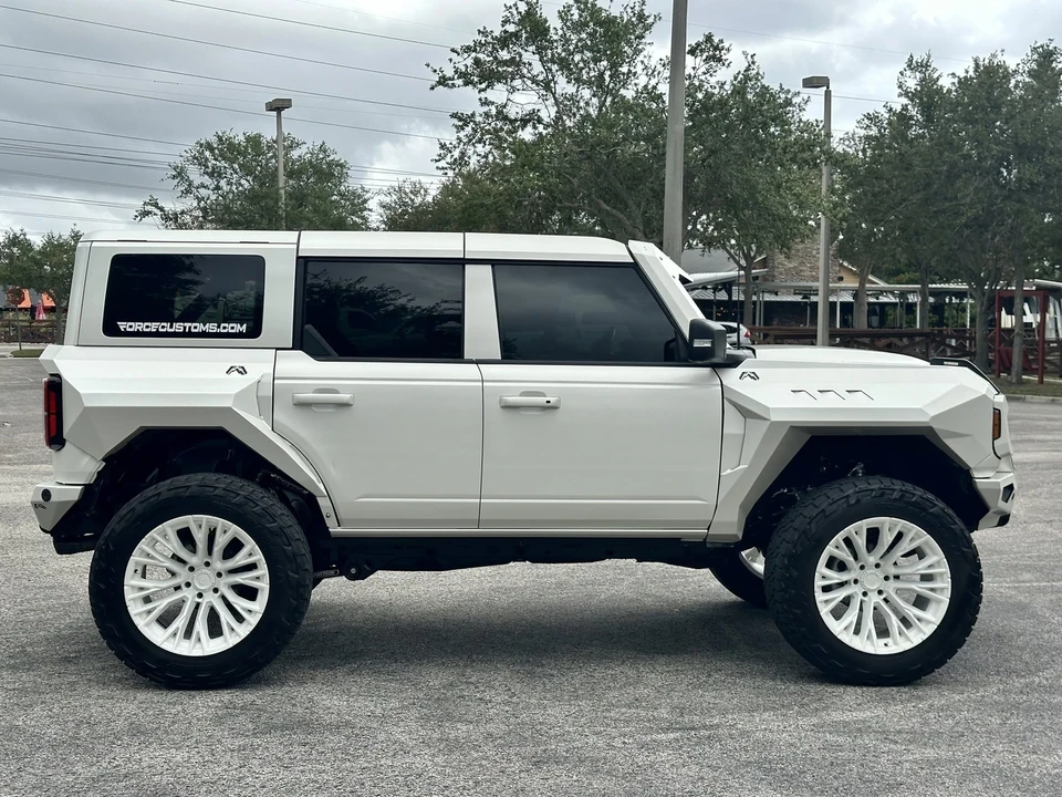 2022 Ford Bronco 6th Gen - Image 7 of 21