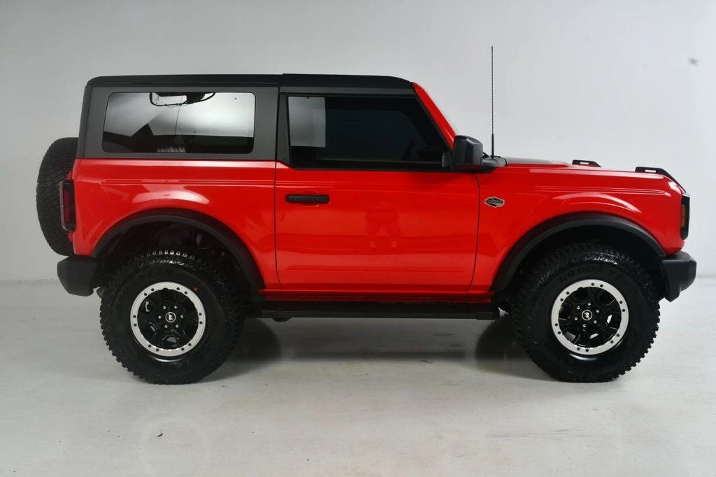 2022 Ford Bronco 6th Gen - Image 4 of 12