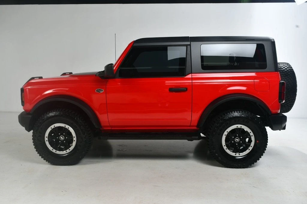 2022 Ford Bronco 6th Gen - Image 3 of 12