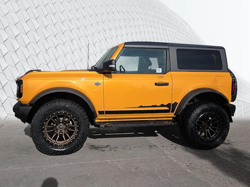 2022 Ford Bronco 6th Gen - Image 3 of 12