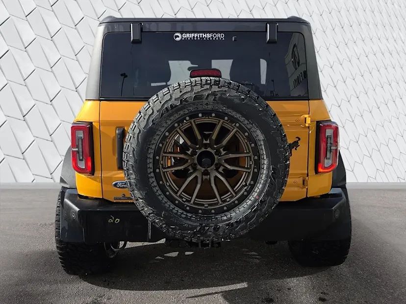 2022 Ford Bronco 6th Gen - Image 5 of 12