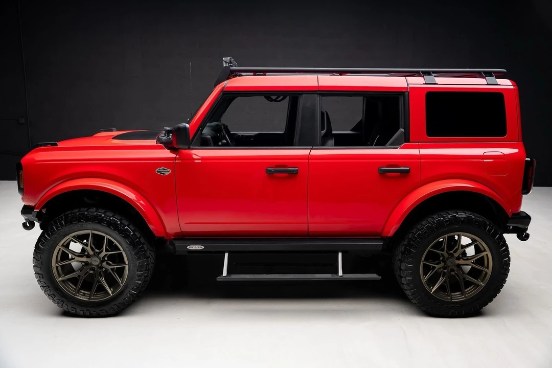 2022 Ford Bronco 6th Gen - Image 3 of 20