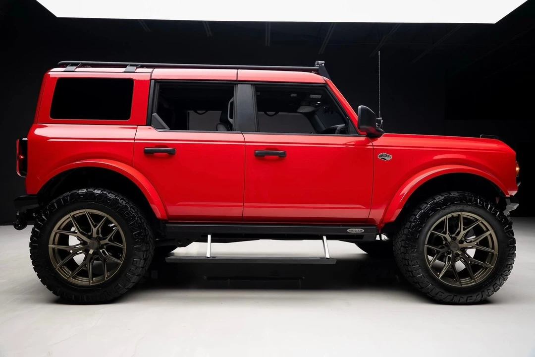 2022 Ford Bronco 6th Gen - Image 12 of 20