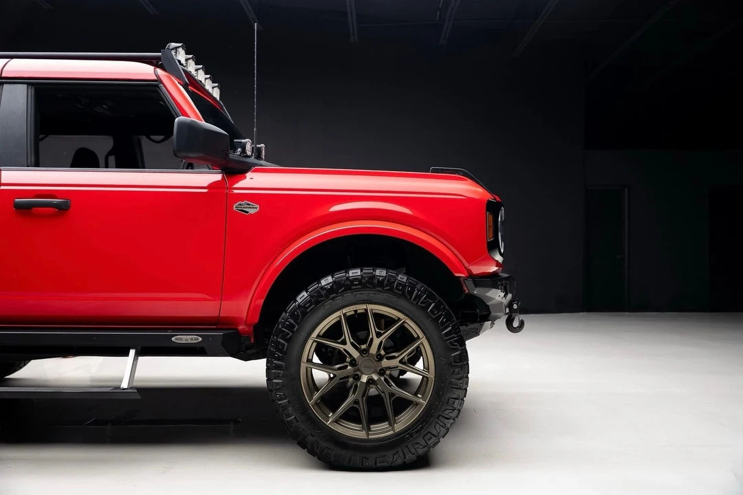 2022 Ford Bronco 6th Gen - Image 14 of 20
