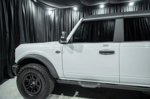 2022 Ford Bronco 6th Gen - Image 5 of 21