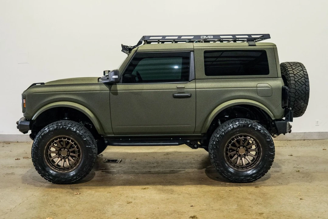 2022 Ford Bronco 6th Gen - Image 5 of 12