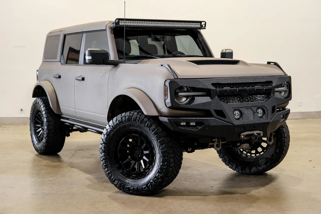 2022 Ford Bronco 6th Gen - Image 5 of 12