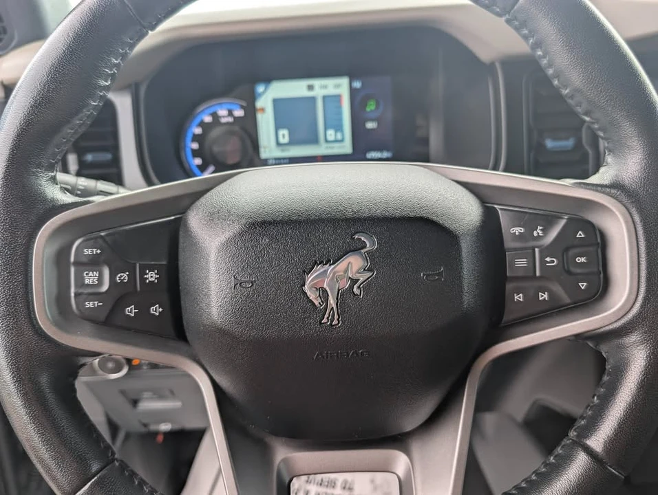 2022 Ford Bronco 6th Gen - Image 9 of 15