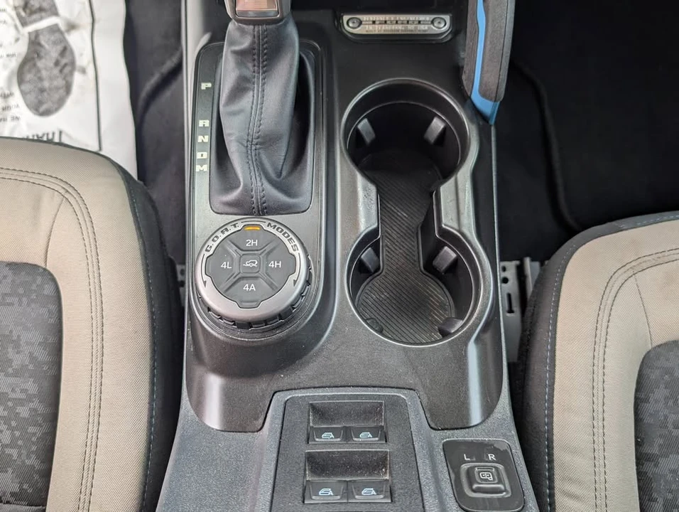 2022 Ford Bronco 6th Gen - Image 14 of 15