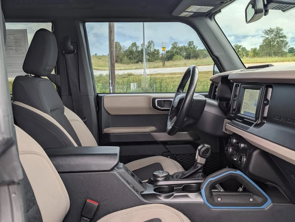 2022 Ford Bronco 6th Gen - Image 2 of 15