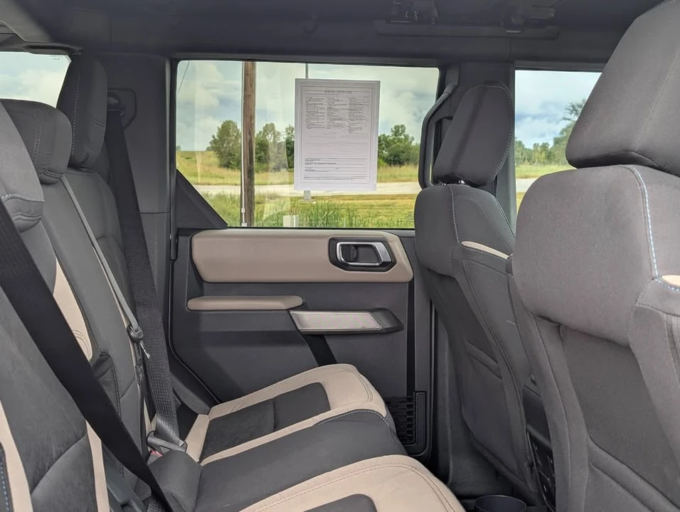 2022 Ford Bronco 6th Gen - Image 3 of 15