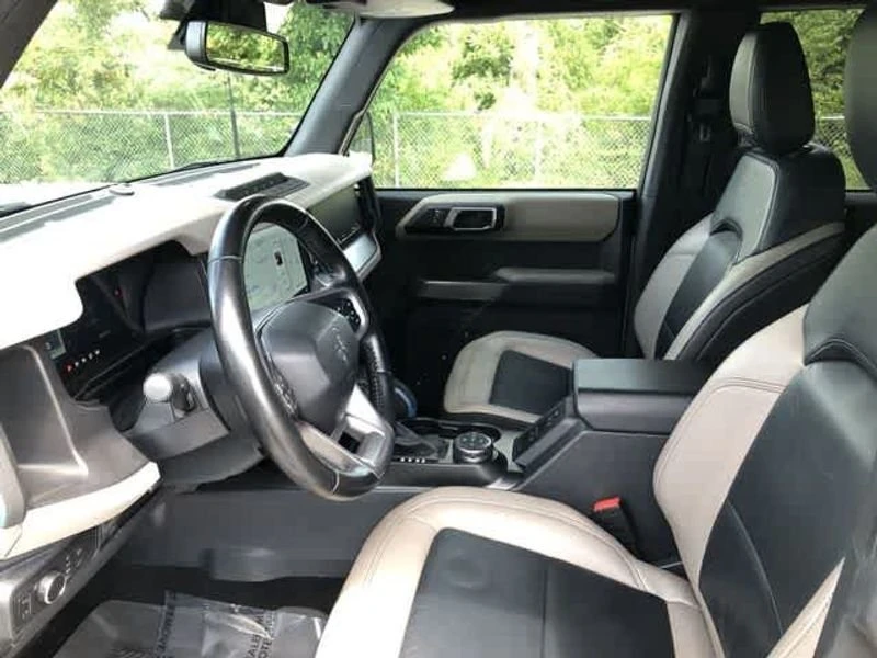 2022 Ford Bronco 6th Gen - Image 10 of 19