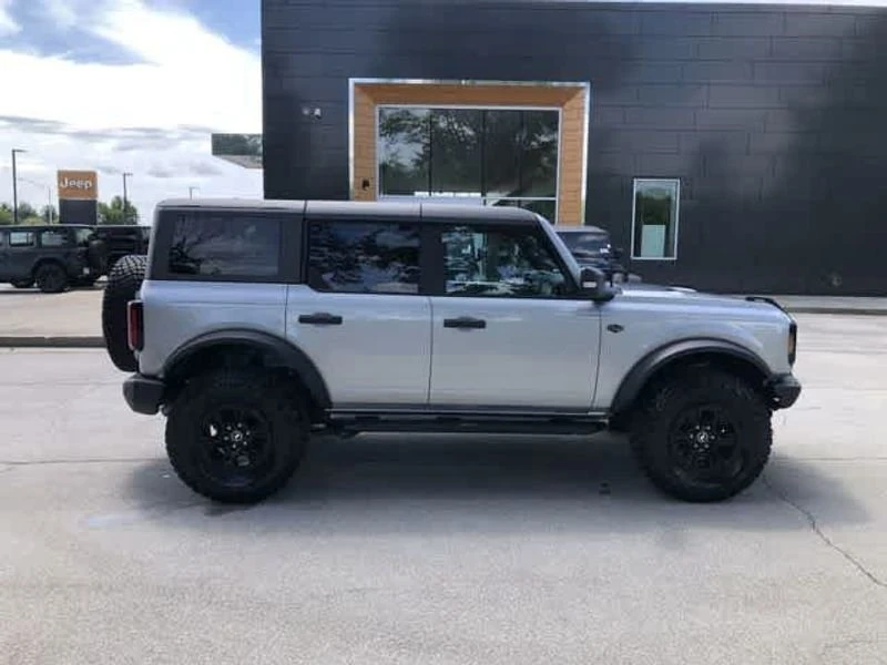 2022 Ford Bronco 6th Gen - Image 6 of 19