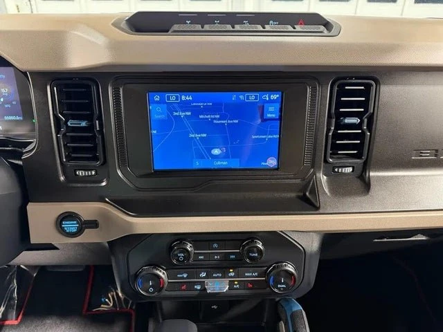 2022 Ford Bronco 6th Gen - Image 9 of 13
