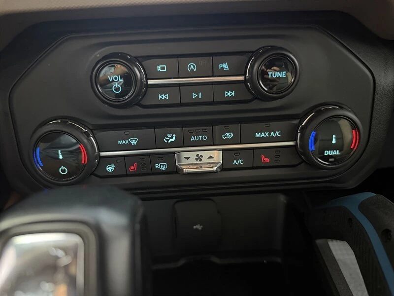 2022 Ford Bronco 6th Gen - Image 17 of 20