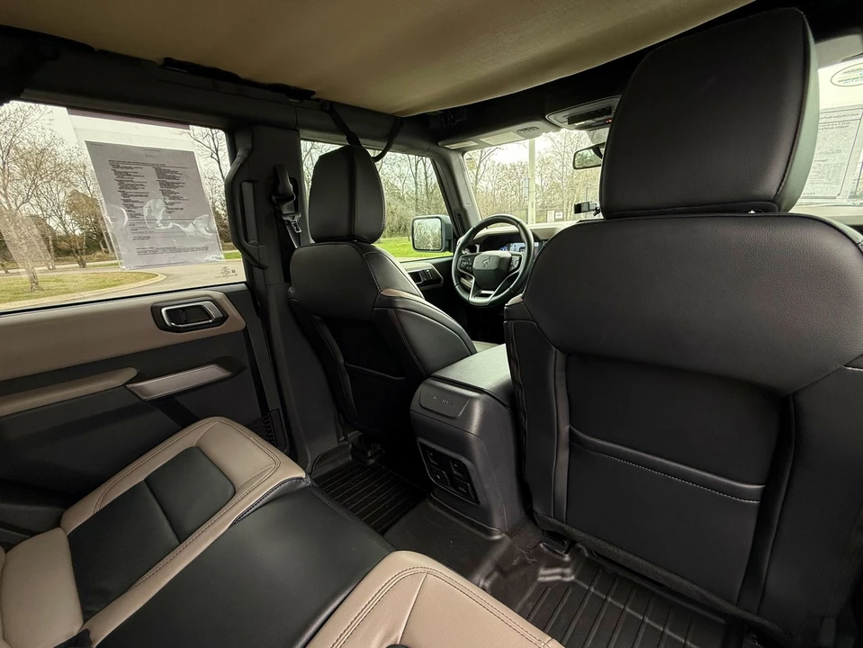 2022 Ford Bronco 6th Gen - Image 22 of 31