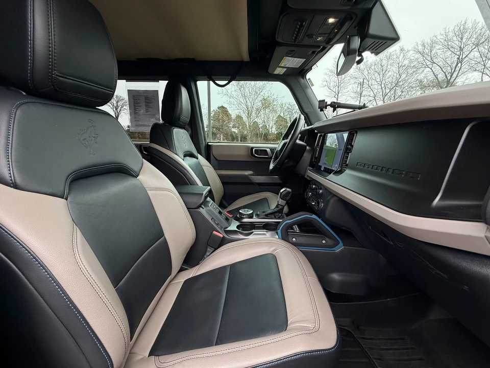 2022 Ford Bronco 6th Gen - Image 25 of 31