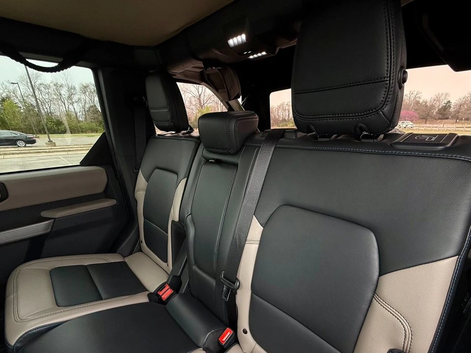 2022 Ford Bronco 6th Gen - Image 16 of 31