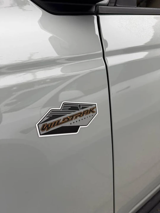 2022 Ford Bronco 6th Gen - Image 4 of 11