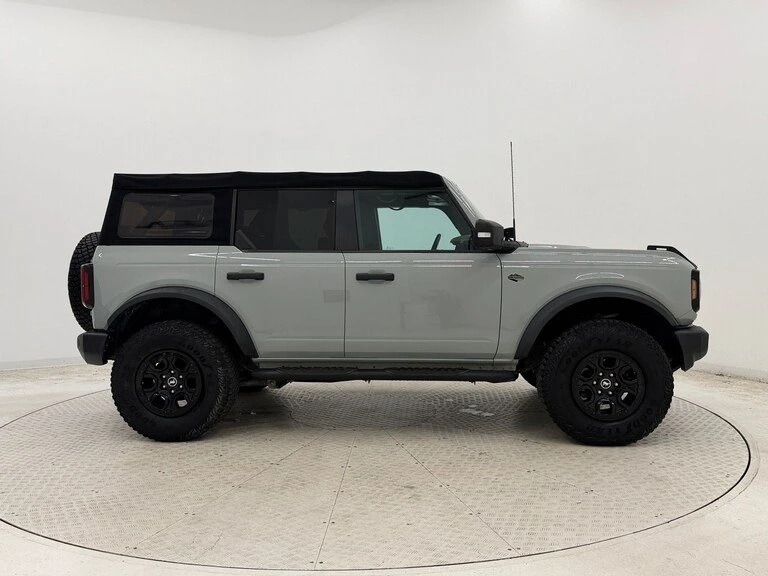2022 Ford Bronco 6th Gen - Image 3 of 14