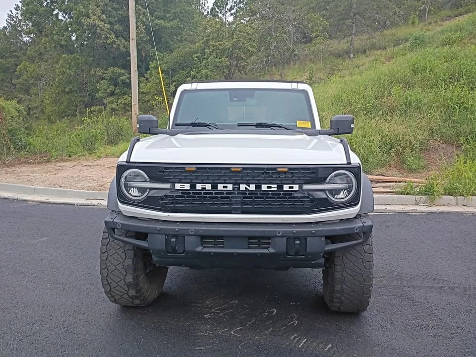 2022 Ford Bronco 6th Gen - Image 2 of 8