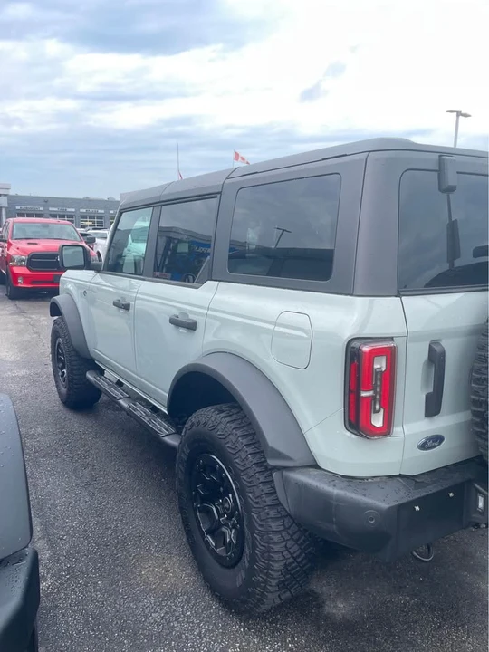2022 Ford Bronco 6th Gen - Image 7 of 9