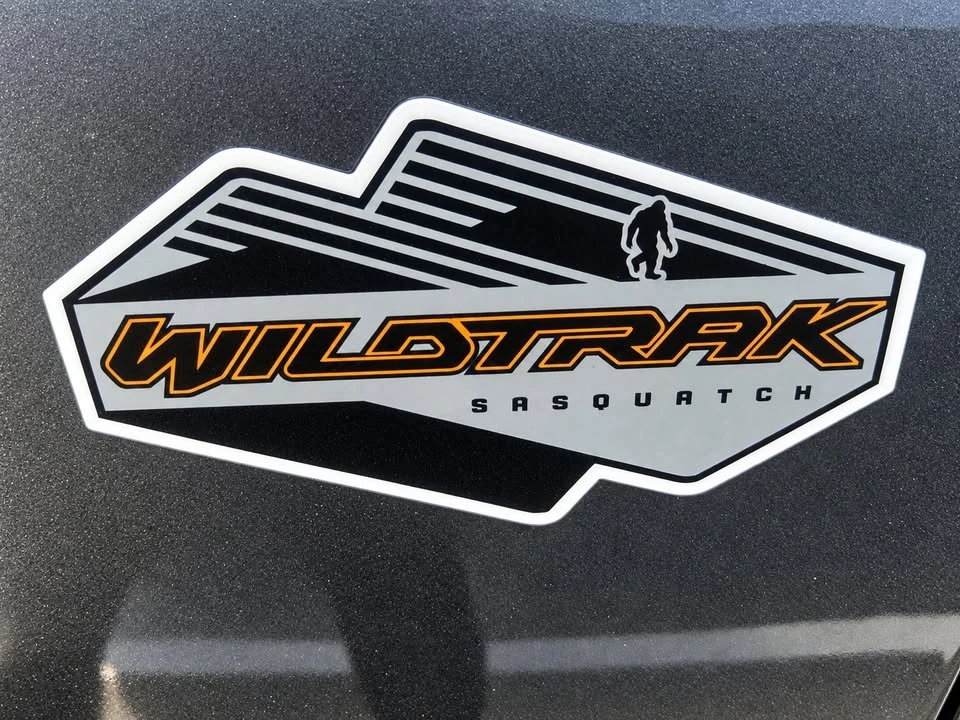 2022 Ford Bronco 6th Gen - Image 6 of 6