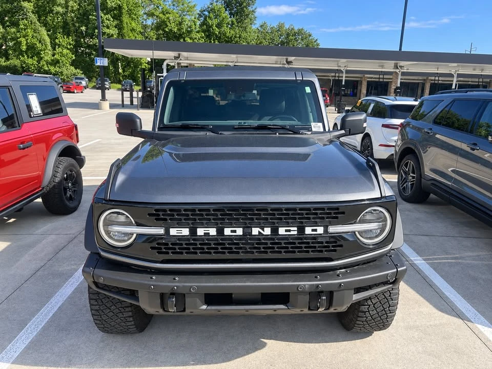 2022 Ford Bronco 6th Gen - Image 2 of 6