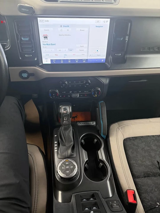 2022 Ford Bronco 6th Gen - Image 14 of 15